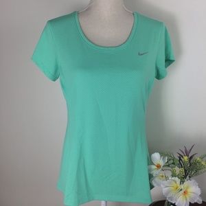 Nike Dri-Fit Running/Sports T-Shirt